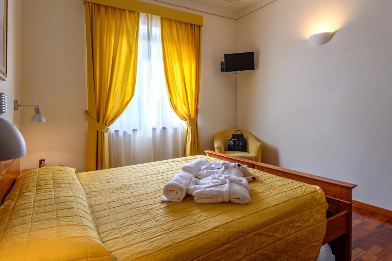 Hotel Rutiliano 피엔자 외부 사진
